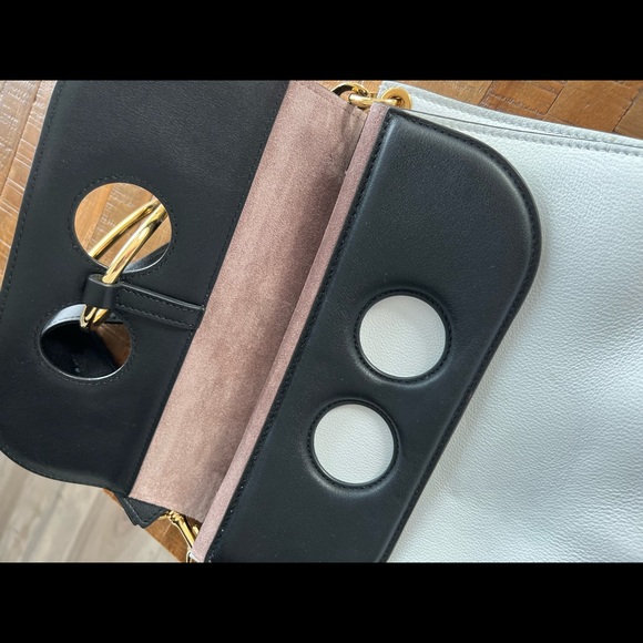 J.W. Anderson Pierce Leather Handbag Very Good conditions - Picture 6 of 11